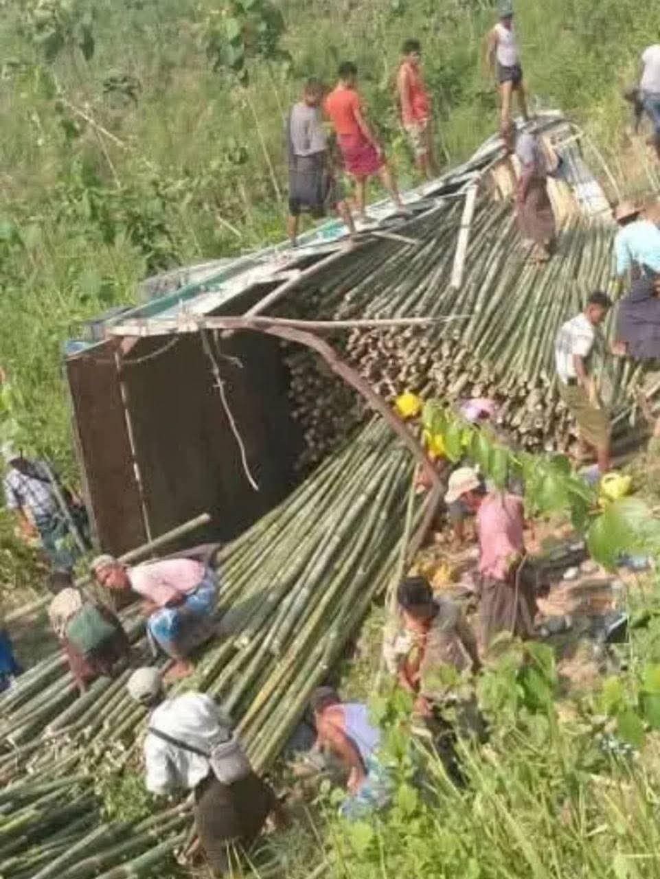 နေပြည်တော်မှာ ဝါးကားမှောက်လို့ ဝါးခုတ်တောင်သူ ၁၆ဦးသေဆုံး၊ ၂၀ကျော် ဒဏ်ရာရ