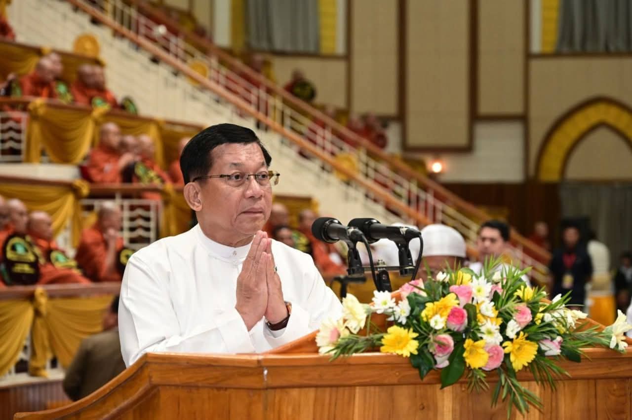 ရွေးတုသမ္မတ၏ ပြောဆိုမှုမှာ လူရယ်စရာ ဖြစ်နေဟု ဆရာတော်များ မိန့်ကြား