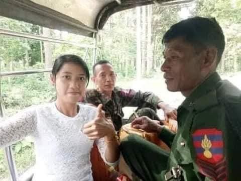 ပန်ဆယ်လို အိမ်ချိတ်ပိတ်ခံရတုန်းက ဝမ်းသာအားရ ပိုစ့်တင်ခဲ့တဲ့တပ်ထောက်ခံသူတစ်ဦး