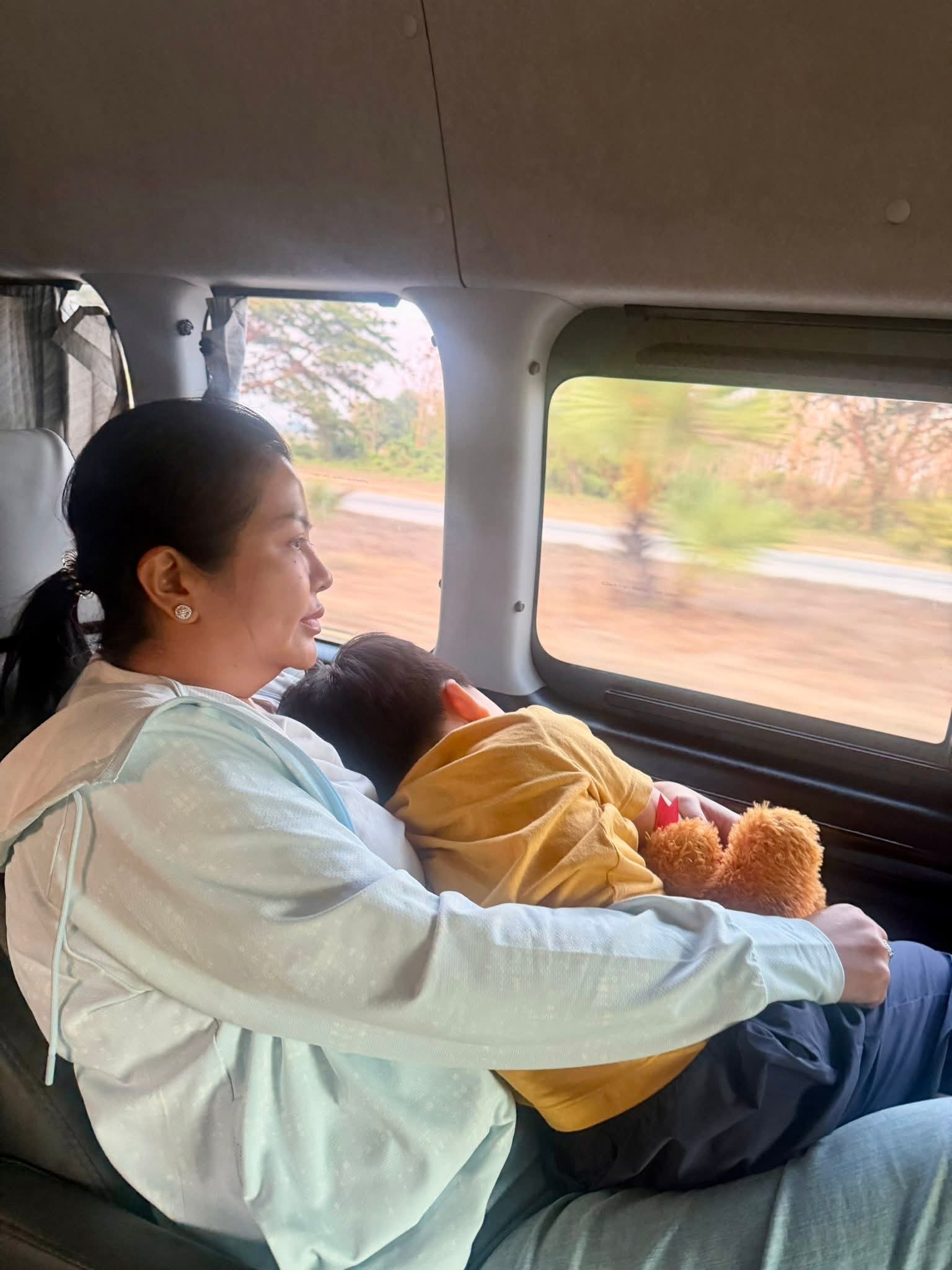 ဗျတ္တပန်းဆက်လမ်းမှာ ထိန်းသိမ်းခံခဲ့ရတဲ့အခြေနေကို ရှင်းပြလာလာတဲ့ ခိုင်နှင်းဝေ