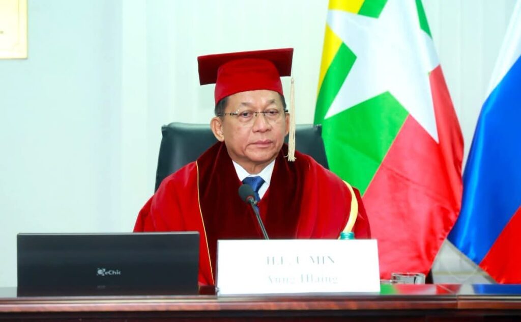 ကြက်ဥတစ်လုံး ၇၀၀ ဖြစ်အောင် စွမ်းဆောင်နိုင်ခဲ့သဖြင့် ပါမောက္ခဘွဲ့ ရရှိပြန်