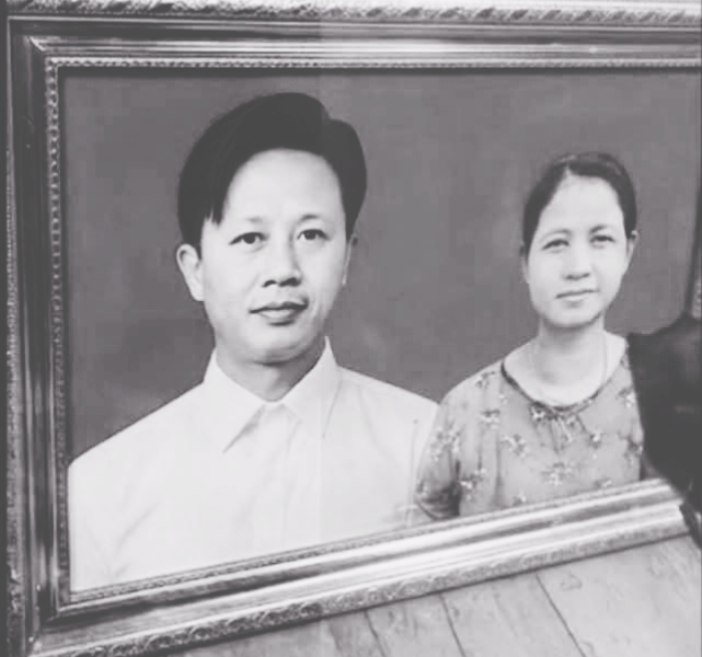 ခွေးလေးကို ရှောင်ရာက ကုန်ကားနဲ့တည့်တည့်တိုးမိတဲ့ ဇနီးမောင်နှံရဲ့အဖြစ်